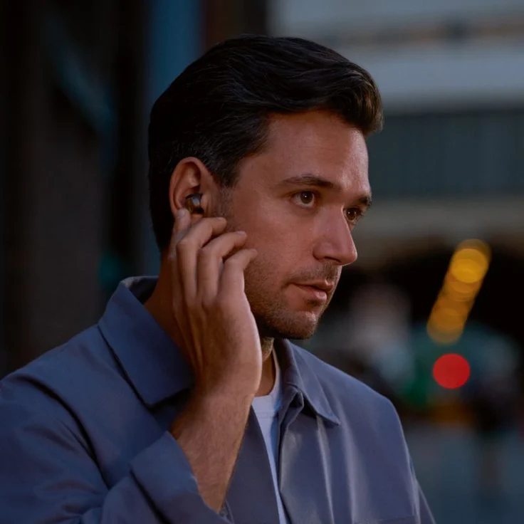 Bowers & Wilkins PI7 Black True Wireless In-Ear-Kopfhörer, Noise Cancelling, kabellos, wasserdicht (IP54), schwarz, gold – Bild 18