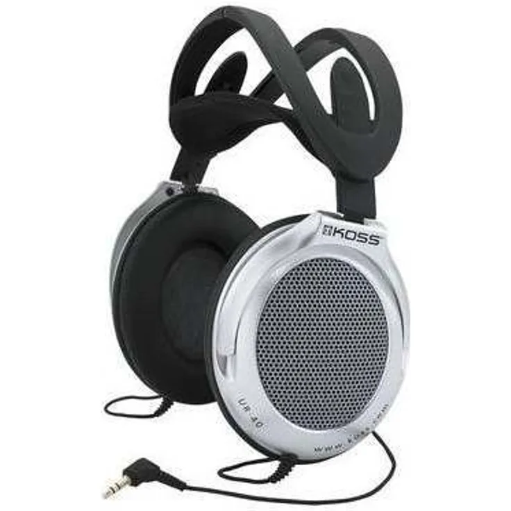 Koss UR 40