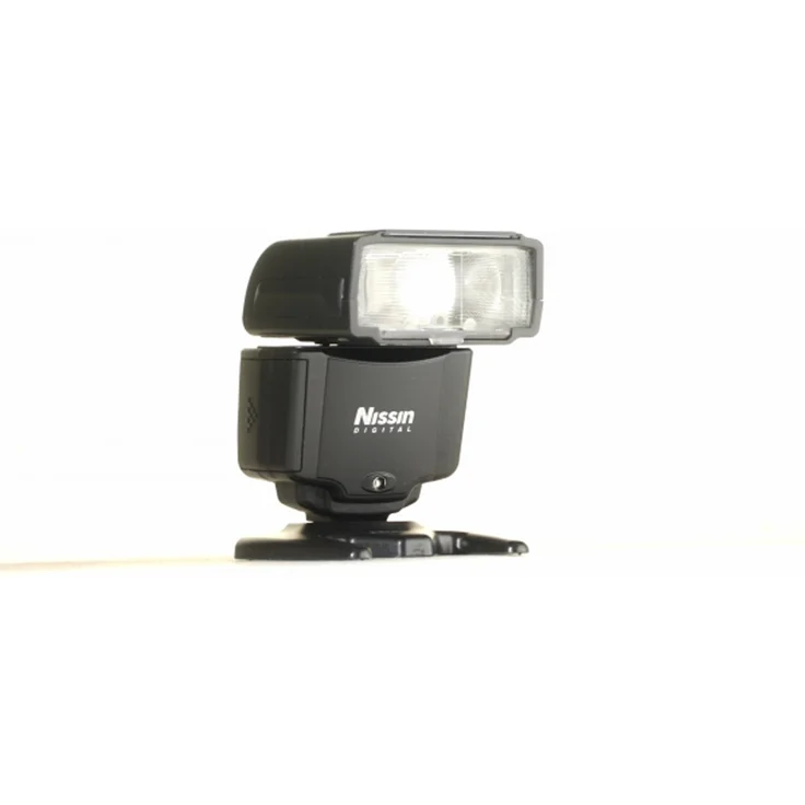 Nissin i400 Blitzgerät für Anschluss MFT