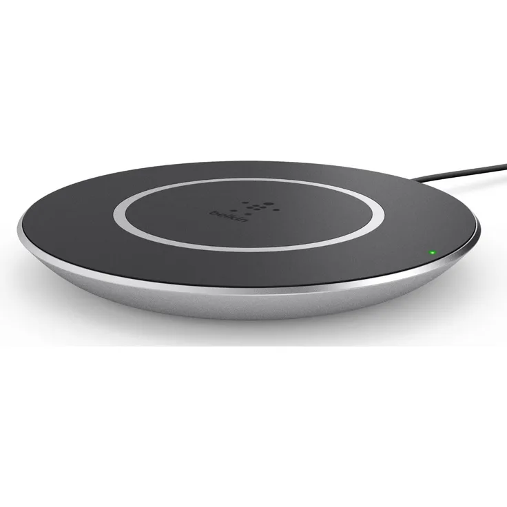 Belkin BoostUp Drahtloses Ladegerät (15 W, 3A, Qi-zertifiziert, geeignet für iPhone 8/8 Plus, iPhone X, Samsung Galaxy S8, Galaxy S7, Galaxy S6 und weitere Qi-Geräte)