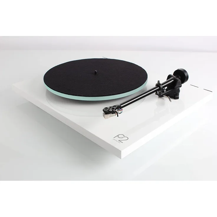 Rega Planar 2 Manueller Plattenspieler mit Riemenantrieb inkl. Abdeckhaube weiß