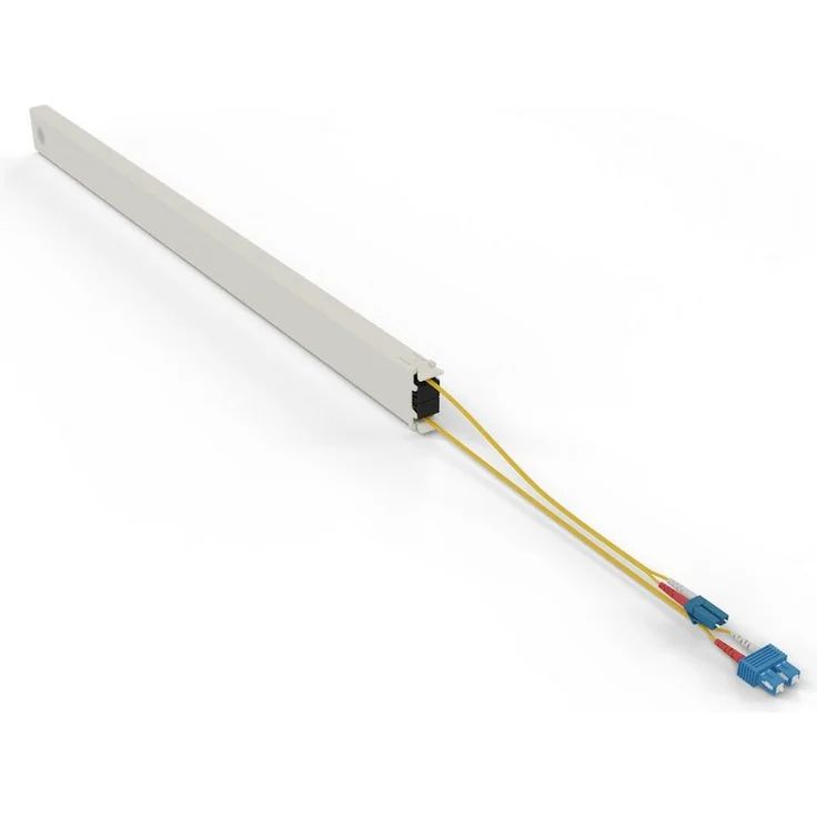 PATCHBOX .one Netzwerkschrank, 46RU OS2 mit 2,5 m LC-SC Kabel, Lochdurchmesser 9 µm