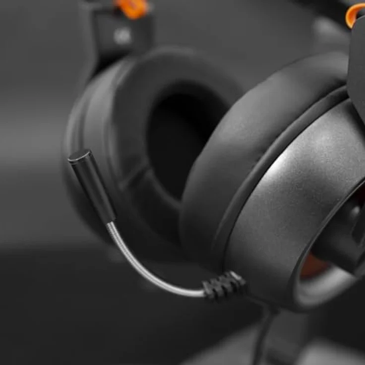 White Shark Caracal GH-1949, Kabelgebundenes Gaming Headset mit LED, 50-mm-Treibern, Memory-Schaum-Ohrpolstern, Rot – Bild 4