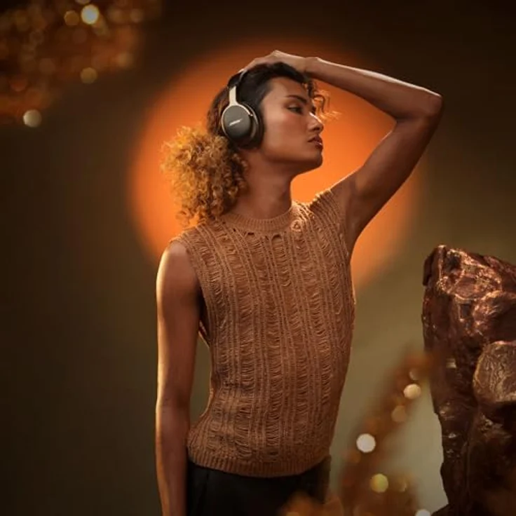 Bose QuietComfort Ultra Bluetooth-Kopfhörer (2. Gen.), Over-Ear-Noise-Cancelling mit Mikrofon, 360-Grad-Sound, bis zu 30 h Wiedergabedauer, Wüstengold - Limited Edition – Bild 3