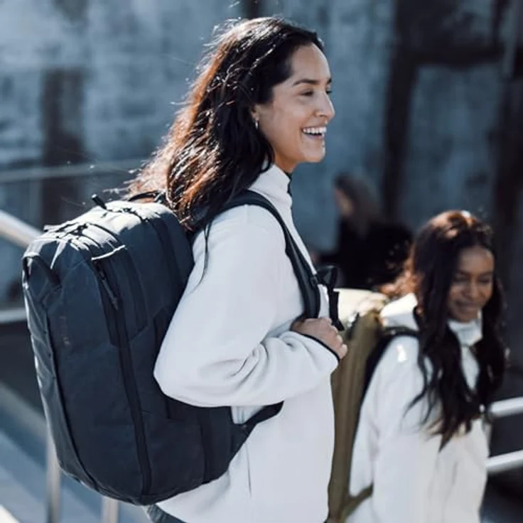 Thule Aion Backpack 28L, wasserabweisender Rucksack mit TPU-Trennwand, Schwarz – Bild 10