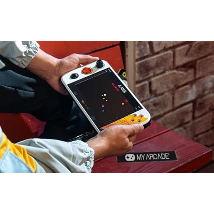My Arcade My Arcade Atari Portable Gaming System (Gamestation Go), tragbare Konsole mit 200+ Spielen, 7 Zoll Farbdisplay, WiFi, HDMI, USB-C, wiederaufladbarer Akku – Bild 2