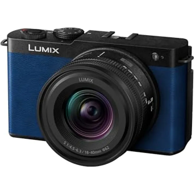 Panasonic Lumix DC-S9NE-A Vollformat Kamera, spiegellos, Open Gate Vlogging, 24,2 MP, 6K/4K, 779-Punkt-PDAF, Bildstabilisierung, LUT's, 180°-flexiblen-Monitor, 5 GHz WLAN, Blau, mit Objektiv S-R1840E