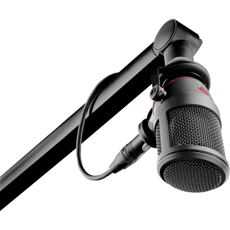 Neumann BCM 104 MT, Studiomikrofon mit großer Membran, Nierencharakteristik und integriertem Pop-Schutz, matte schwarz
