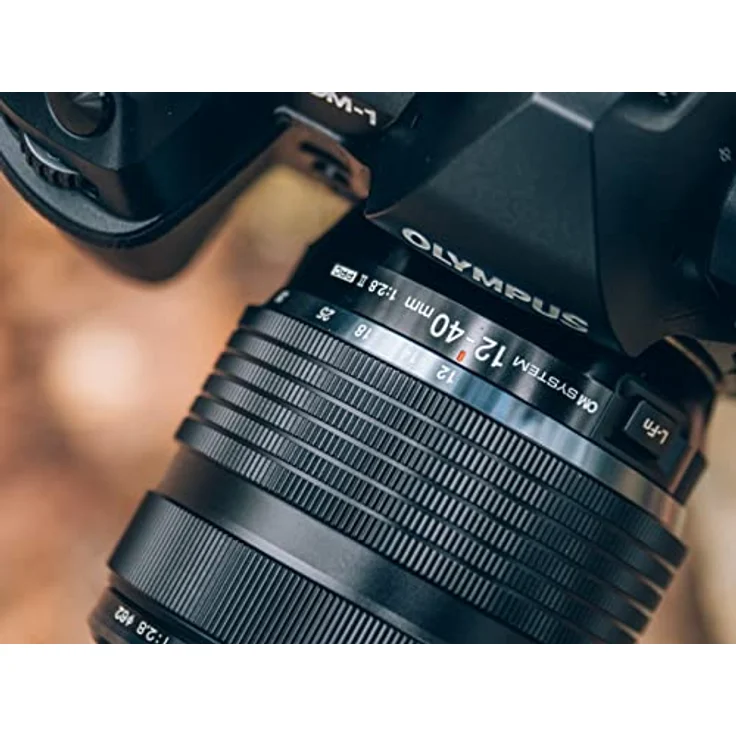 OM SYSTEM M.Zuiko Digital ED 12-40mm F2.8 II PRO (Universalzoom, geeignet für alle MFT-Kameras, Panasonic G-Serie) – Bild 5