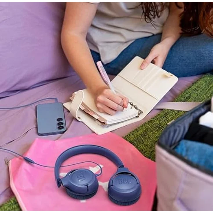 JBL Tune 530, kabelgebundene On-Ear-Kopfhörer mit Mikrofon, JBL Pure Bass Sound, EQ-Presets, faltbares Design, kabelsalatfreies Kabel, Schwarz – Bild 8