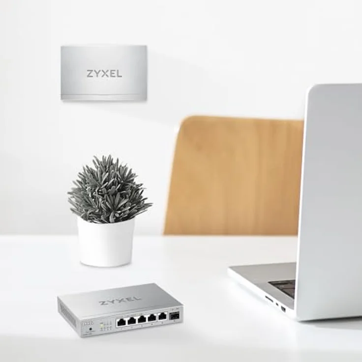 ZYXEL 5-Port PoE 2.5G Multi-Gig Unmanaged Switch | 1 x 10G SFP+ | Tisch- oder Wandmontage [XMG-105HP] 1G/2.5G Ethernet, 10G SFP+, PoE+, lüfterloses Design – Bild 5