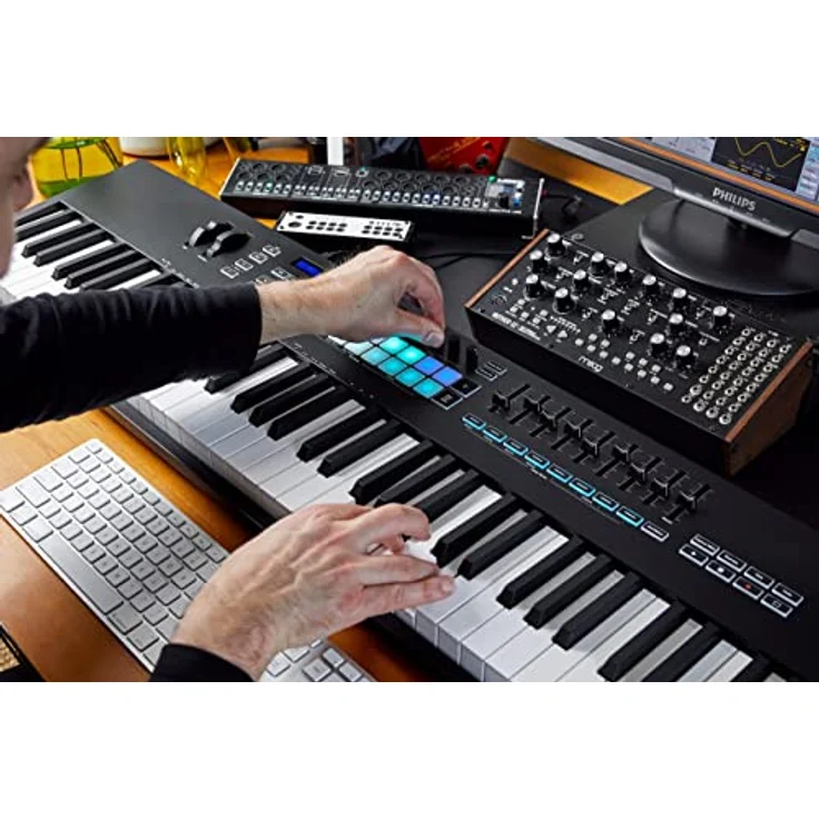 Novation Launchkey 88 [MK3] - Premium-MIDI-Controller-Keyboard mit 88 Tasten für die ausdrucksstarke Musikerstellung, schwarz – Bild 3