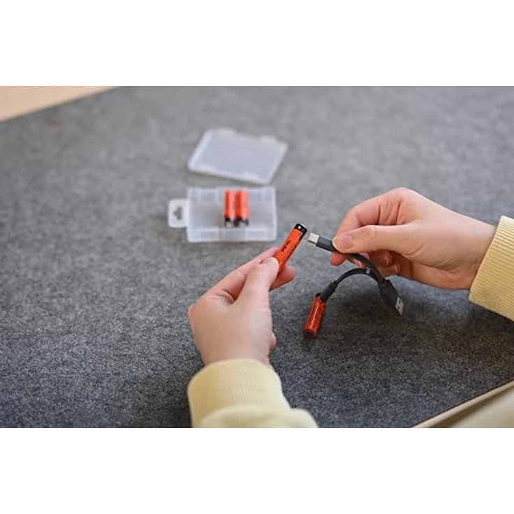 ROLLEI AAA-Lithium-Ionen-Batterien (4er-Pack) mit USB-C-Ladeanschluss, wiederaufladbare Akkus (AAA / LR03), 1.5 V, 390 mAh, ideal für Alltagsgeräte – Bild 3