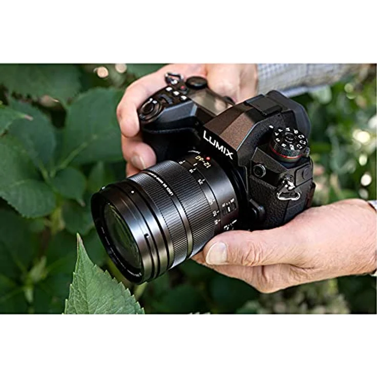 Panasonic H-ES12060E Leica DG Vario-Elmarit Kamera Objektive (12-60mm-F2.8-4.0, Standardzoom, Dual I.S., Staub- & Spritzwasserschutz, schwarz) – Bild 2