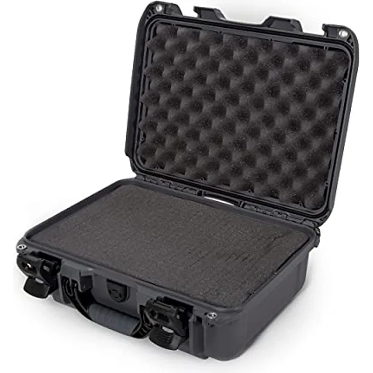 Nanuk 920 Wasserdichter Hartschalenkoffer mit Plüschschaumeinlage - Graphit, IP67 Wasserdicht, NK-7 Kunststoff, Padlockable, Made in Canada