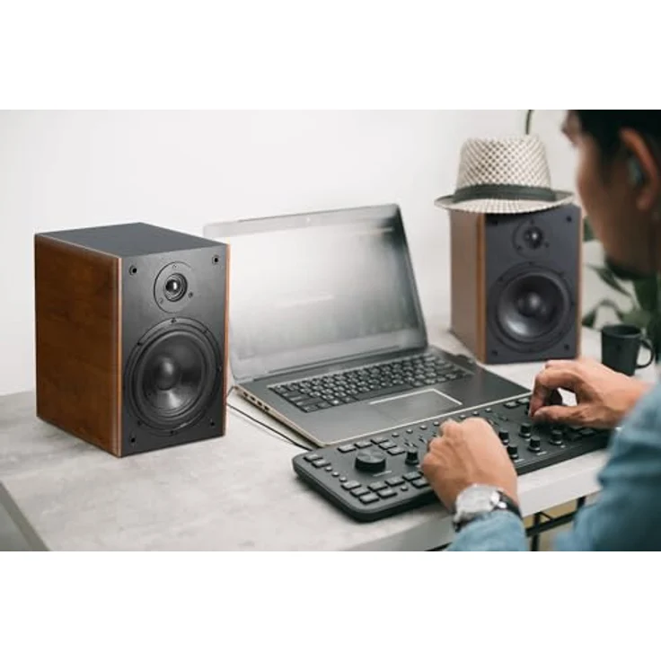 McGrey BSS-365 BN 6,5" HiFi Regallautsprecher - 1 Paar kompakte HiFi-Boxen - Belastbar bis 60 Watt (RMS) - 2-Wege-System - 6,5" Tieftöner + 1,0" Hochtöner - Braune Holz-Optik – Bild 5