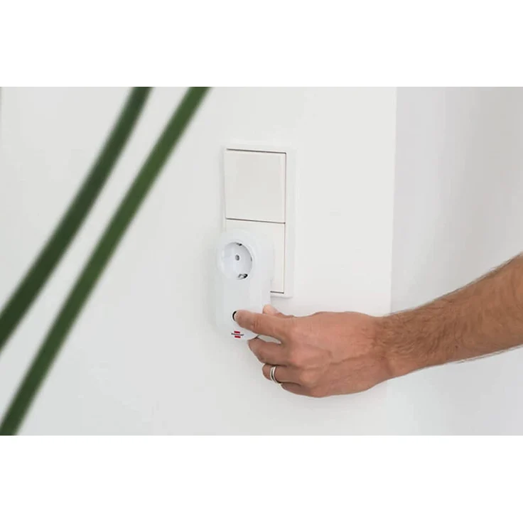 Brennenstuhl Funkschalt-Set RC CE1 3001, 3er Funksteckdosen Set, mit Handsender und erhöhtem Berührungsschutz, weiß – Bild 7