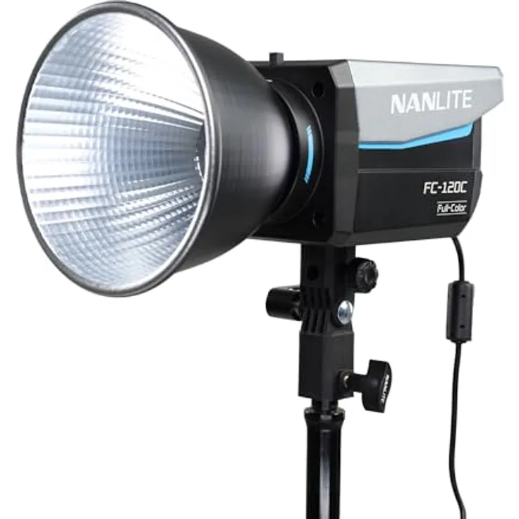 Nanlite FC-120C, Full Color LED Licht mit hoher Lichtleistung (12850 Lux) und vielseitigen Steuerungsoptionen