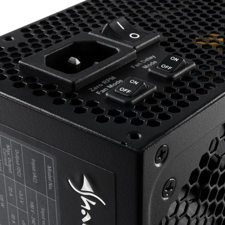 Sharkoon SilentStorm Cool Zero (750W, 80 Plus Gold, ATX 2.4) – Bild 3