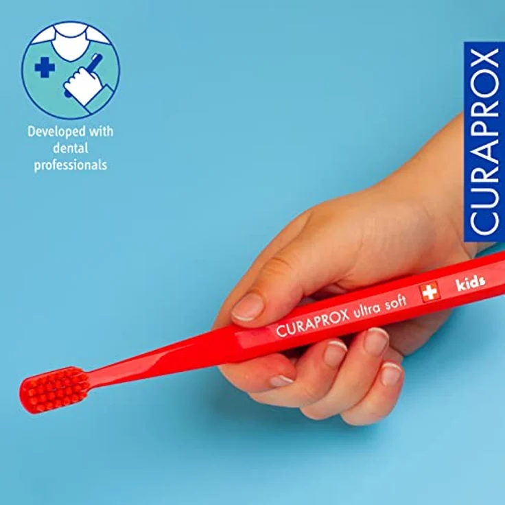 Curaprox CS Kids Zahnbürste - Handzahnbürste für Kinder mit 5500 Ultra Soft CUREN Borsten und kleinem Bürstenkopf - Rot - Preisvergleich – Bild 4