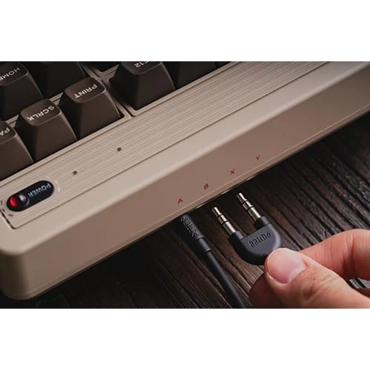 8bitdo Mechanical Keyboard C64 Ed. ISO (UK), Retro Tastatur in Beige mit drei Modi, programmierbaren Tasten und Kailh - Box V2 White Schaltern – Bild 8