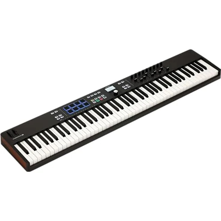 Arturia KeyLab Essential 88 mk3 Universal-MIDI-Controller-Keyboard für Musikproduktion - Inkl. Pro-Software, 88 Vollformat-Tasten, 9 Drehregler, 9 Fader, Modulations-/Bend-Räder und 8 Pads - Schwarz