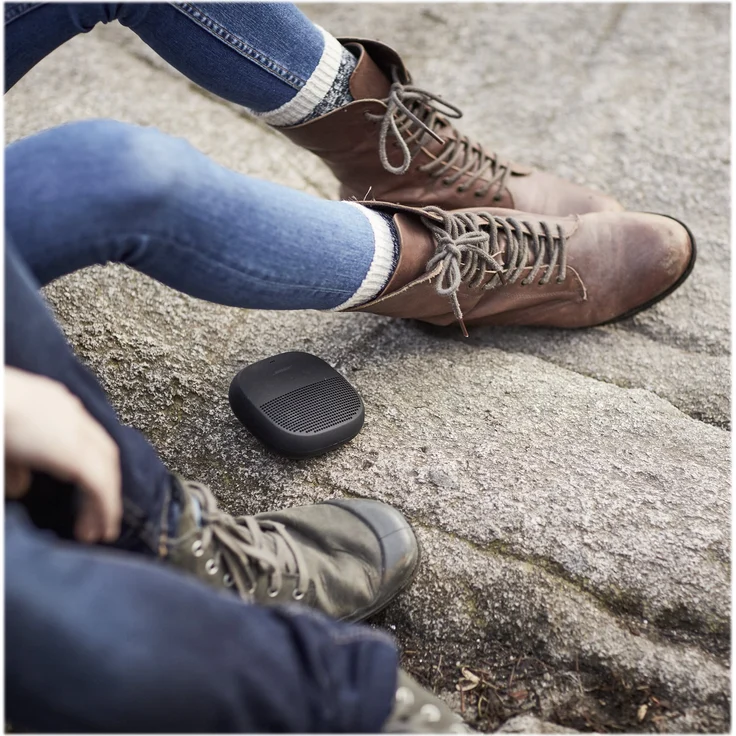Bose SoundLink Micro, tragbarer Outdoor - Lautsprecher, (kabellose Bluetooth-Verbindung), Schwarz – Bild 4
