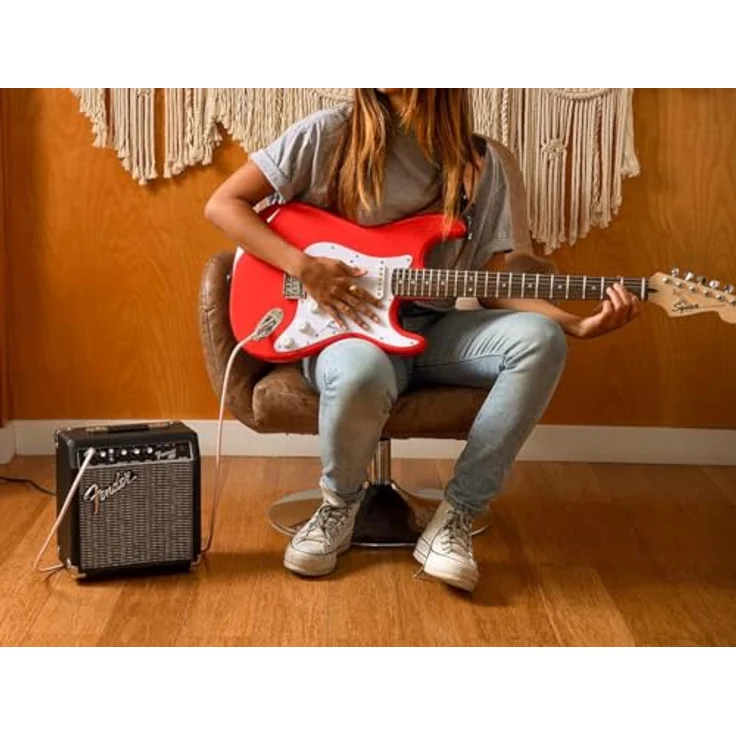 Fender Frontman 10G, 10 Watt Transistor Combo Verstärker für E-Gitarre mit 6" Lautsprecher, clean/overdrive, Aux-Input, schwarz – Bild 3
