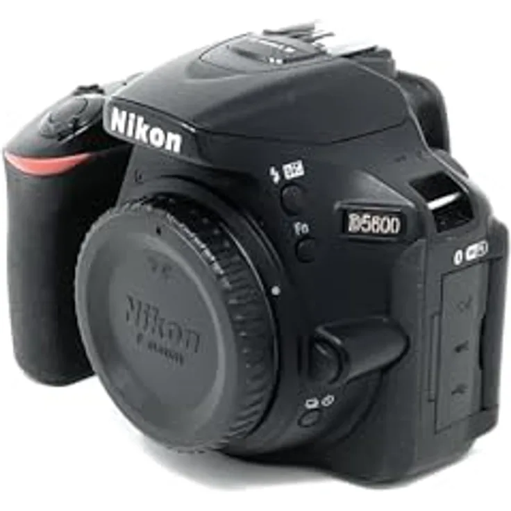 Nikon D5600, Digital SLR im DX Format mit 24,2 MP, 3,2 Zoll dreh- und neigbarem Touch-Monitor, SnapBridge, 3D-Tracking AF, Full-HD Video und ISO 100-25.600