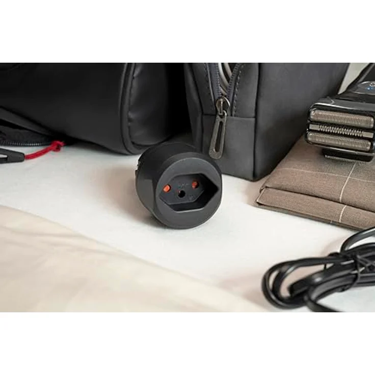 Brennenstuhl Reisestecker - Reiseadapter (Reise-Steckdosenadapter für: Euro Steckdose und Schweiz Stecker) schwarz – Bild 4