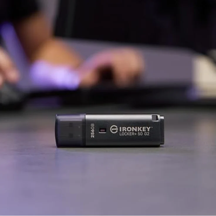 Kingston IronKey 64GB Locker Plus 50 G2, USB-Stick mit AES-256 Verschlüsselung, schwarz – Bild 7