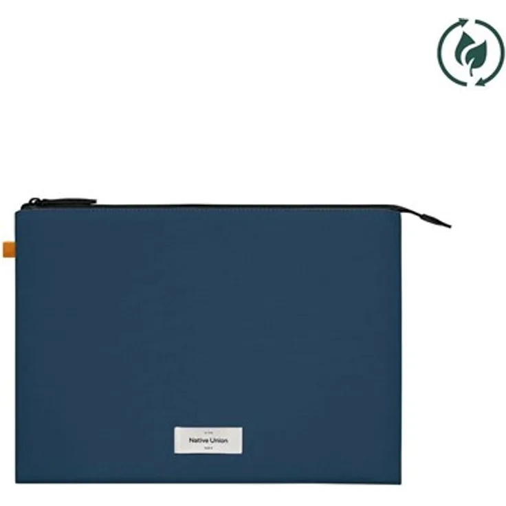Native Union Stow Lite Sleeve für MacBook 16", Navy, aus recycelten Materialien, mit Magnetverschluss und zusätzlicher Tasche für Zubehör