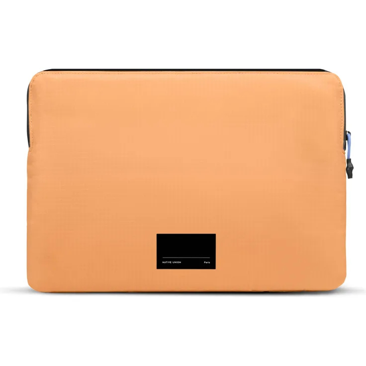 Native Union Stow Lite Ultra Sleeve 15-16", Notebooktasche aus 100 % recyceltem, wasserfestem Ripstop-Gewebe, 360-Grad-Schutz, orange