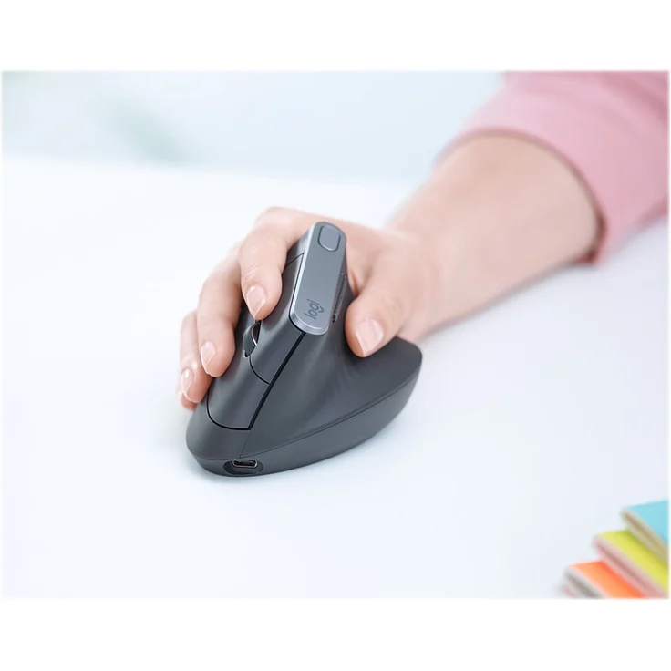 Logitech MX Vertical Ergonomische Kabellose Maus, Bluetooth und 2.4 GHz Verbindung via Unifying USB-Empfänger, 4000 DPI Sensor, Wiederaufladbarer Akku, 4 Tasten, Multi-Device, PC-Mac-iPadOS - schwarz – Bild 7