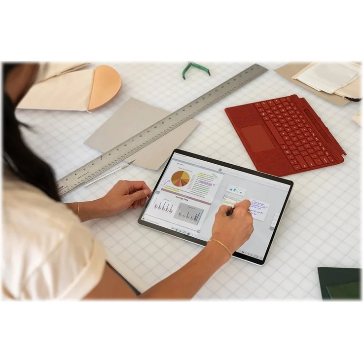 Microsoft Surface Pro X - 13 Zoll (2.880 x 1.920) Multi-Touch, Microsoft SQ1, 8GB RAM, 128GB SSD, Windows 10 Home 64-bit (Schwarz) – Bild 8