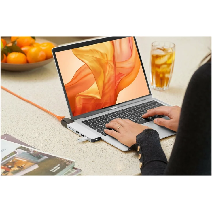 Hyper GN28N-Silver Hyperdrive Net 6-in-2 Hub für MacBook Pro 2016-2017 Silber – Bild 10