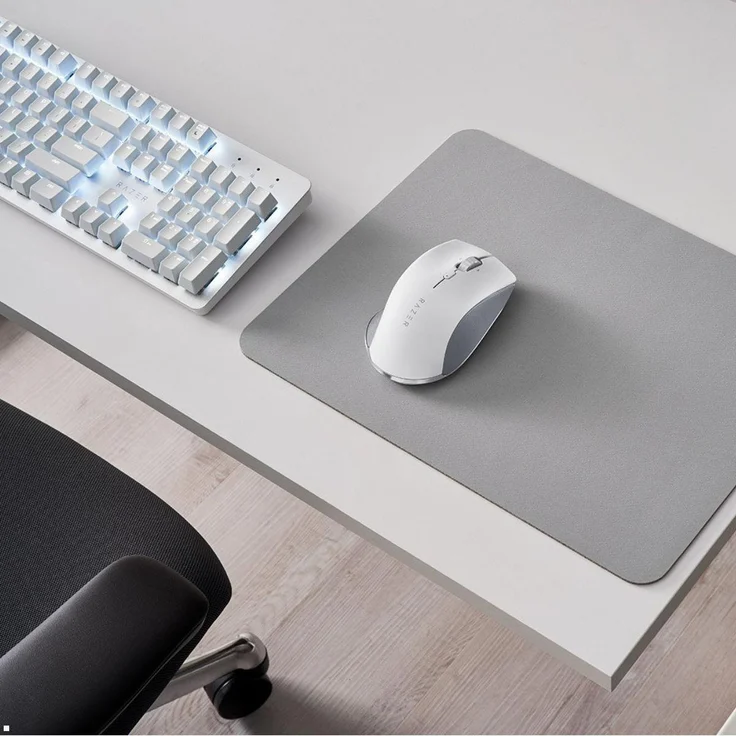 Razer Pro Click - Ergonomische kabellose Profi-Maus für mehr Produktivität im Büro (USB Wireless Office Mouse für PC-Mac, Bluetooth, bis zu 4 Geräte gleichzeitig, bis zu 400 Stunden Akkulaufzeit) – Bild 3