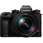 Panasonic LUMIX S1IIE Vollformat Kamera, 24MP, 6K 30p Video, Active I.S., L-Mount, inklusive 24-105mm Objektiv F4