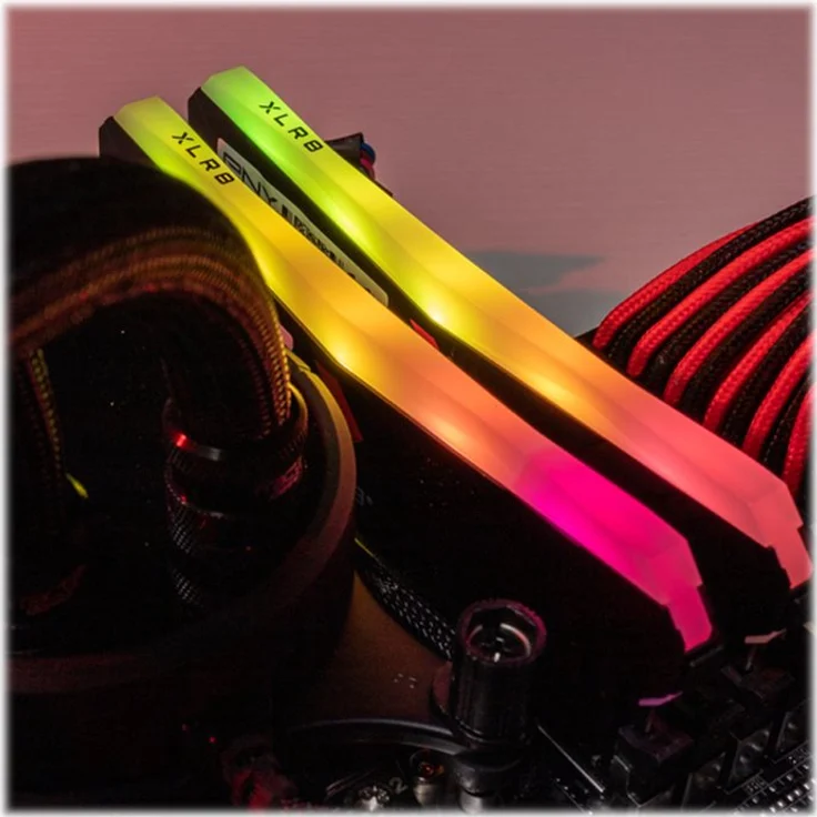 PNY XLR8 Gaming EPIC-X RGB, 16 GB 2 x 8 GB DDR4 3600 MHz - Preisvergleich – Bild 4