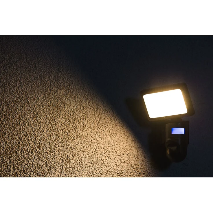 LEDVANCE SMART+ WIFI FLOOD AUTO CAM 20 cm - LED Fluter mit Bewegungs- und Tageslichtsensor, HD-Kamera, integrierter Fernsprecheinrichtung, Alarm-Funktion, 23 W, 3000 K, 2000 Lumen, IP44, schwarz – Bild 4