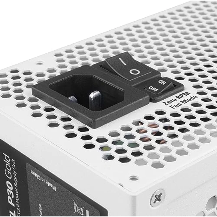 Sharkoon Rebel P30 Gold White, 1000 Watt, ATX 3.0, vollmodular – Bild 3