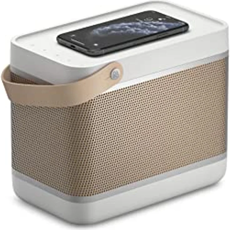 Bang & Olufsen Beolit 20 - Leistungsfähiger, kabelloser, tragbarer 360° Bluetooth Heim- Lautsprecher mit USB-C Ladekabel und integrierter Qi Ladestation - Grey Mist – Bild 4
