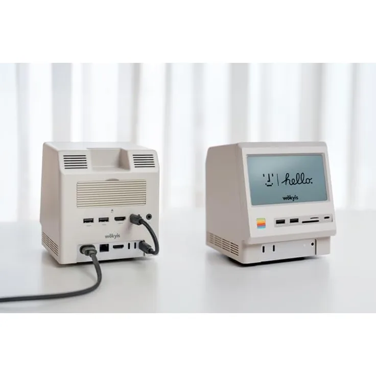 Wokyis M5 Retro-Dockingstation für Mac mini M4, 5-Zoll-HD-Display, 14-in-1-Hub mit 10-Gbps-M.2-NVMe-SSD-Gehäuse, SD/Micro-SD-Kartenleser, 4x USB-A, 1x USB-C, 3,5-mm-Kopfhöreranschluss