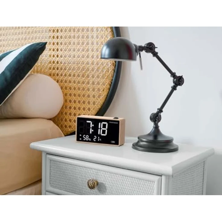 Thomson CP202T Radiowecker mit Projektor und USB-C-Ladeanschluss, doppelter Alarm, Temperatur- und Luftfeuchtigkeitsanzeige, FM-Radio, Holzdesign – Bild 2