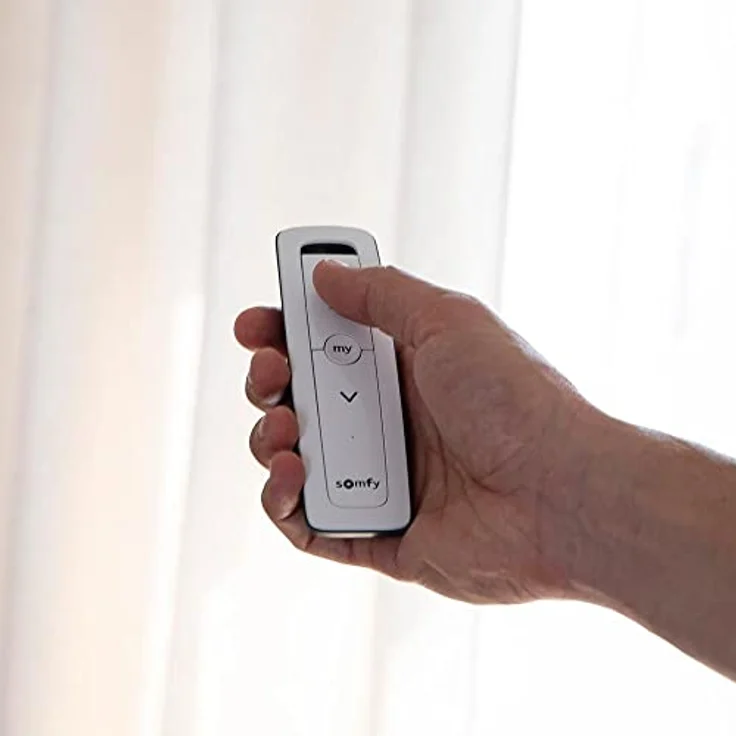 Somfy 1870402 1-Kanal Funk-Handsender, drahtlos, zur Ansteuerung von RTS-Antrieben, inkl. Wandhalter und Batterien, elegant designiert – Bild 2