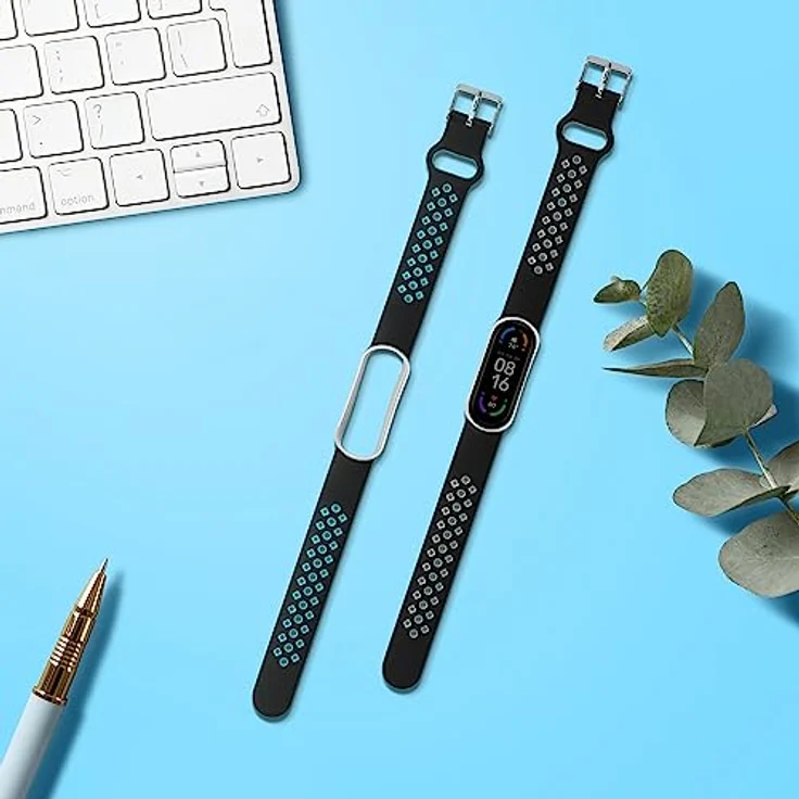 kwmobile 2X Sportarmband kompatibel mit Xiaomi Mi Smart Band 6 / Mi Band 6 / Band 5 Armband - Fitnesstracker Band Set aus TPU Silikon in Schwarz Grau Schwarz Blau – Bild 2