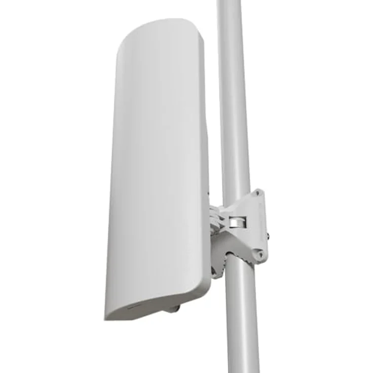 MikroTik L22UGS-5HAXD2HAXD-15S, Outdoor Access Point mit Wi-Fi 6 und 15 dBi Sektorantenne, weiß – Bild 1