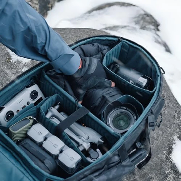 Pgytech Camera Cold Proof Warm Cover, verstellbare Kameratasche für Objektive bis 150 mm, schwarz, wasserabweisend, gefüllt mit 35 g Daune – Bild 3