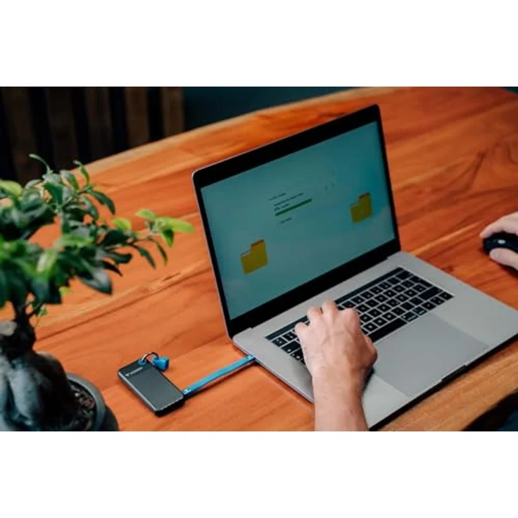 Verbatim 2 TB Pocket SSD USB 3.2 Gen 2 mit Schlüsselanhänger, Schwarz/Blau – Bild 2