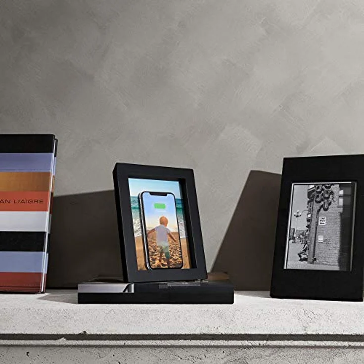 Twelve South PowerPic | Bilderrahmen Stand mit integriertem Wireless 10W Qi Ladegerät (Schwarz) – Bild 7